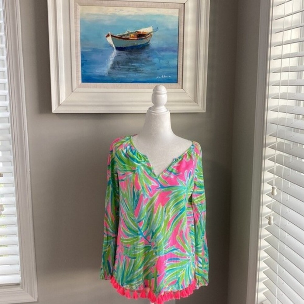 Lilly Pulitzer Linzy Tiki Fringe Pink Green Tastle Top XS - Picture 2 of 9